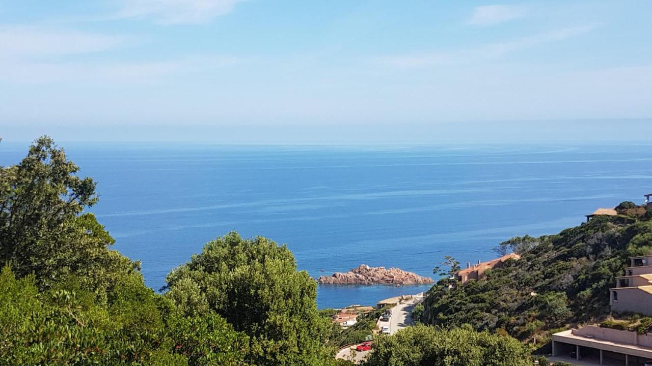 Sardinia Sea Vacation Villa コスタ・パラディーゾ エクステリア 写真